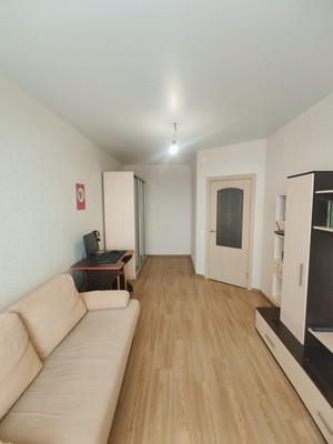 Продам однокомнатную (1-комн.) квартиру, Рауиса Гареева ул, 102к2, Казань г