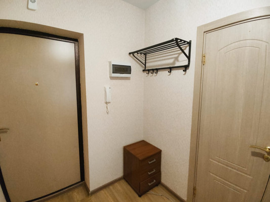 Продам однокомнатную (1-комн.) квартиру, Рауиса Гареева ул, 102к2, Казань г