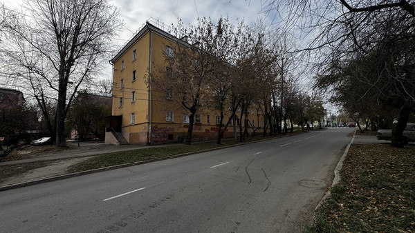 Продам двухкомнатную (2-комн.) квартиру, Кайская ул, 3б, Иркутск г