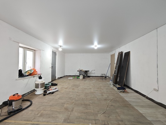 Продам склад 37,2 м2, Фронтовых бригад ул, 18/6, Екатеринбург г