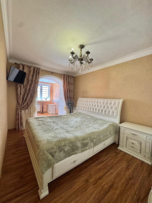 Продам двухкомнатную (2-комн.) квартиру, имени Гагарина Юрия Алексеевича ул, 1, Баксан г