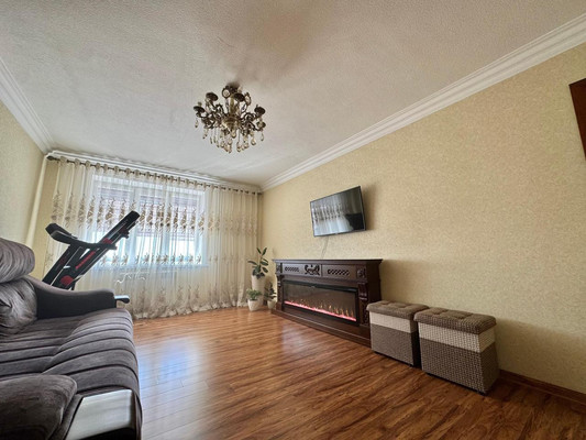 Продам двухкомнатную (2-комн.) квартиру, имени Гагарина Юрия Алексеевича ул, 1, Баксан г