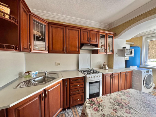 Продам двухкомнатную (2-комн.) квартиру, имени Гагарина Юрия Алексеевича ул, 1, Баксан г