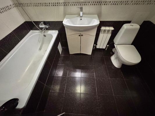 Продам двухкомнатную (2-комн.) квартиру, имени Гагарина Юрия Алексеевича ул, 1, Баксан г