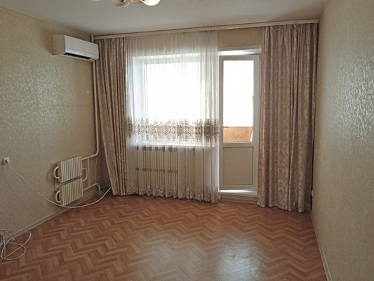 Продам однокомнатную (1-комн.) квартиру, 45 стрелковой дивизии ул, 223, Воронеж г