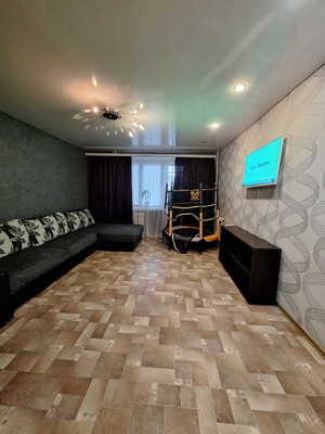 Продам двухкомнатную (2-комн.) квартиру, Ямашева пр-кт, 1019, Казань г