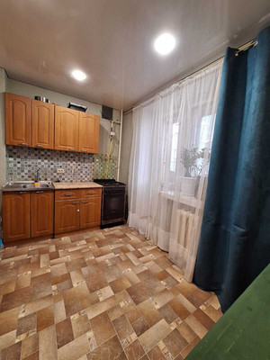 Продам двухкомнатную (2-комн.) квартиру, Ямашева пр-кт, 1019, Казань г