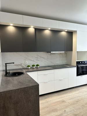 Продам двухкомнатную (2-комн.) квартиру, Чистопольская ул, 61д, Казань г