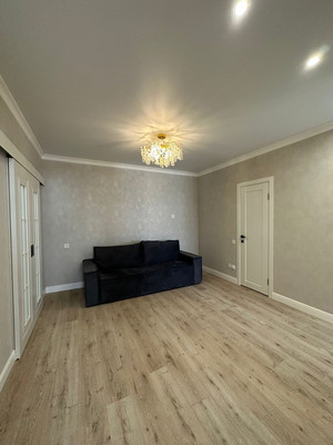 Продам двухкомнатную (2-комн.) квартиру, Чистопольская ул, 61д, Казань г