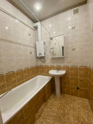 Продам двухкомнатную (2-комн.) квартиру, Мира ул, 45, Армавир г