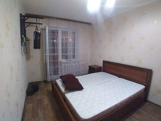 Продам трехкомнатную (3-комн.) квартиру, Терешковой ул, 10, Пенза г