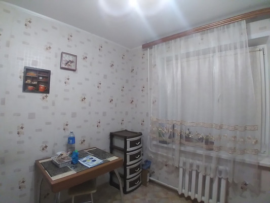 Продам трехкомнатную (3-комн.) квартиру, Терешковой ул, 10, Пенза г