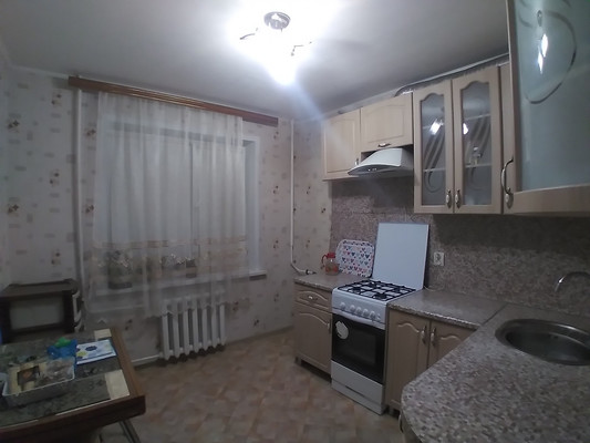 Продам трехкомнатную (3-комн.) квартиру, Терешковой ул, 10, Пенза г