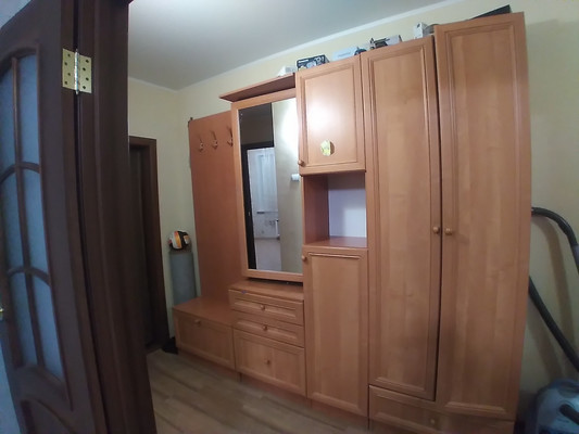 Продам трехкомнатную (3-комн.) квартиру, Терешковой ул, 10, Пенза г