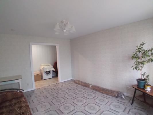 Продам трехкомнатную (3-комн.) квартиру, Рахманинова ул, 24, Пенза г