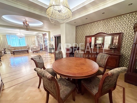 Продам многокомнатную квартиру, 1-й Неопалимовский пер, 8, Москва г