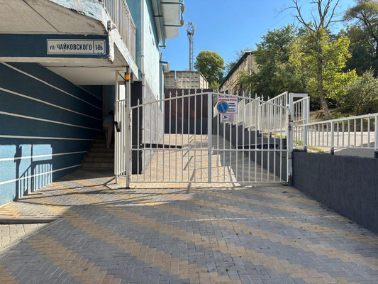 Продам однокомнатную (1-комн.) квартиру, Чайковского ул, 10А, Новороссийск г