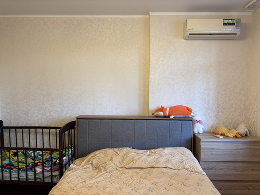 Продам трехкомнатную (3-комн.) квартиру, Хворостянского ул, 25, Новороссийск г