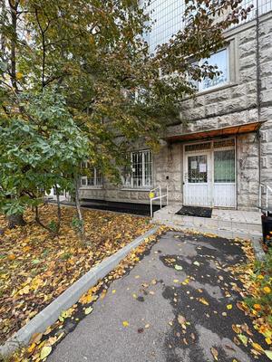 Сдам торговое помещение 68 м2, Загородное ш, 4к2, Москва г