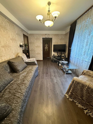 Продам многокомнатную квартиру, Есенина ул, 26Ак1, Санкт-Петербург г