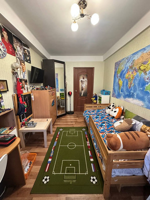 Продам многокомнатную квартиру, Есенина ул, 26Ак1, Санкт-Петербург г