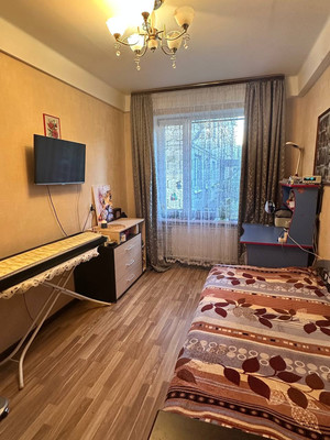 Продам многокомнатную квартиру, Есенина ул, 26Ак1, Санкт-Петербург г