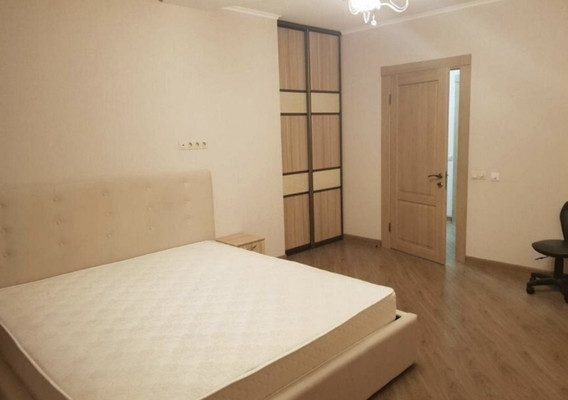 Продам трехкомнатную (3-комн.) квартиру, им. Константина Образцова пр-кт, 2/2, Краснодар г