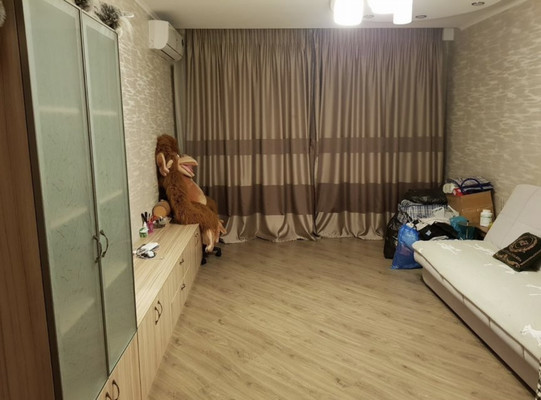 Продам трехкомнатную (3-комн.) квартиру, им. Константина Образцова пр-кт, 2/2, Краснодар г