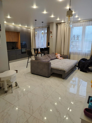 Продам трехкомнатную (3-комн.) квартиру, Пролетарская ул, 20Б, Апрелевка г