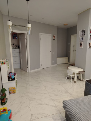 Продам трехкомнатную (3-комн.) квартиру, Пролетарская ул, 20Б, Апрелевка г