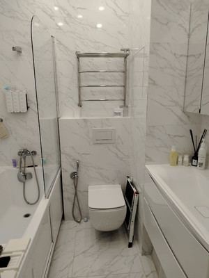 Продам трехкомнатную (3-комн.) квартиру, Пролетарская ул, 20Б, Апрелевка г