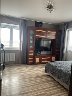 Продам трехкомнатную (3-комн.) квартиру, Димитрова ул, 41к1, Санкт-Петербург г