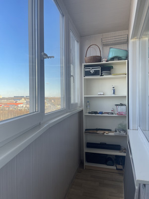 Продам трехкомнатную (3-комн.) квартиру, Димитрова ул, 41к1, Санкт-Петербург г