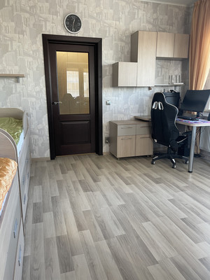 Продам трехкомнатную (3-комн.) квартиру, Димитрова ул, 41к1, Санкт-Петербург г