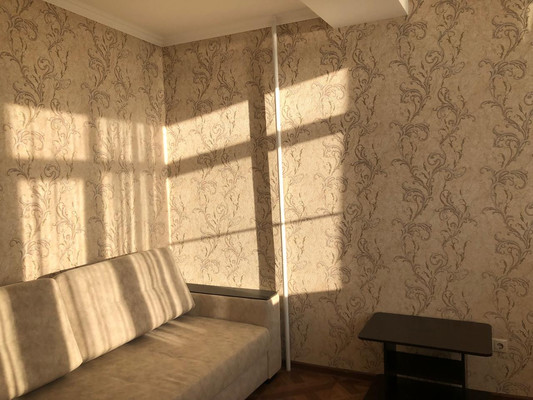 Продам трехкомнатную (3-комн.) квартиру, Учительская (Хостинский р-н) ул, 18в, Сочи г