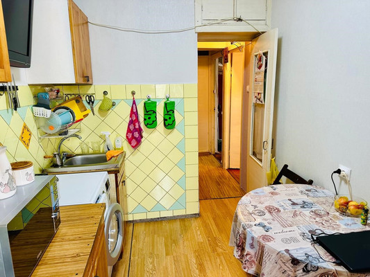 Продам двухкомнатную (2-комн.) квартиру, Пирогова (Центральный р-н) ул, 14, Сочи г