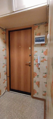 Продам двухкомнатную (2-комн.) квартиру, Попова ул, 3к3, Великий Новгород г