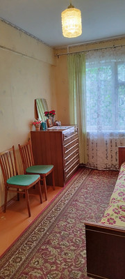 Продам двухкомнатную (2-комн.) квартиру, Попова ул, 3к3, Великий Новгород г