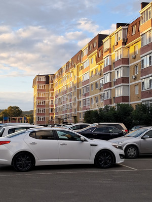 Продам однокомнатную (1-комн.) квартиру, Кириченко ул, 7к5, Горячий Ключ г