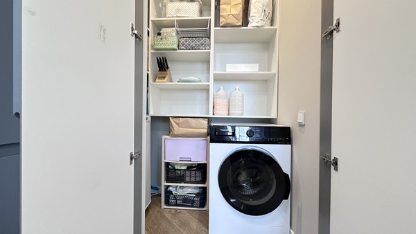 Продам трехкомнатную (3-комн.) квартиру, Куприна пр-кт, 38к1, Сосенское п