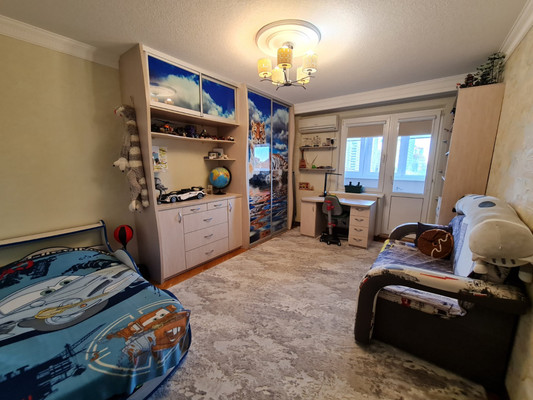 Продам трехкомнатную (3-комн.) квартиру, Рождественская Набережная ул, 51, Краснодар г