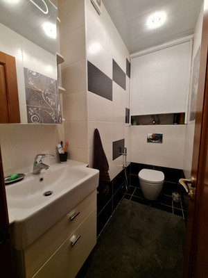 Продам трехкомнатную (3-комн.) квартиру, Рождественская Набережная ул, 51, Краснодар г