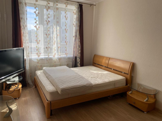 Продам однокомнатную (1-комн.) квартиру, Камова (Зенино ЖК Самолёт мкр.) ул, 5к2, Люберцы г