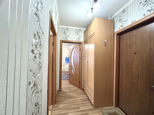 Продам двухкомнатную (2-комн.) квартиру, Центральная ул, 4, Пуршево д