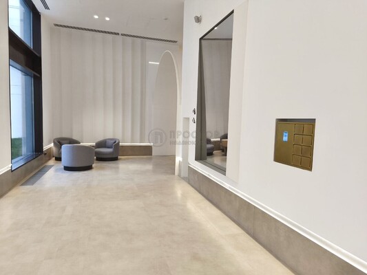Продам трехкомнатную (3-комн.) квартиру, Петра Кончаловского ул, 7к3, Москва г