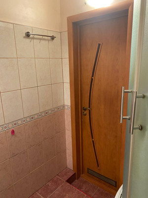 Продам трехкомнатную (3-комн.) квартиру, 20-я В.О. линия, 3А, Санкт-Петербург г