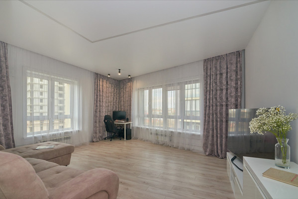 Продам двухкомнатную (2-комн.) квартиру, Верхняя Набережная ул, 173, Иркутск г