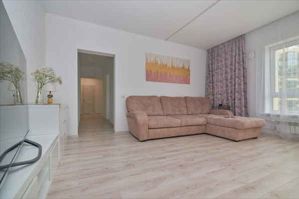 Продам двухкомнатную (2-комн.) квартиру, Верхняя Набережная ул, 173, Иркутск г