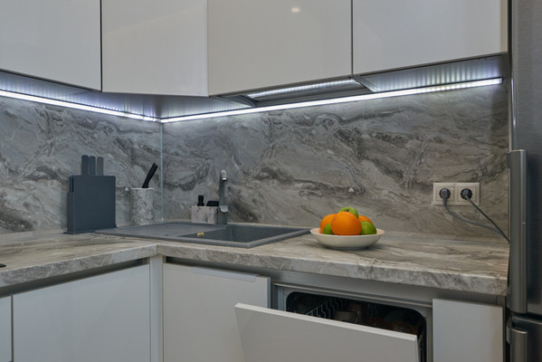 Продам двухкомнатную (2-комн.) квартиру, Верхняя Набережная ул, 173, Иркутск г