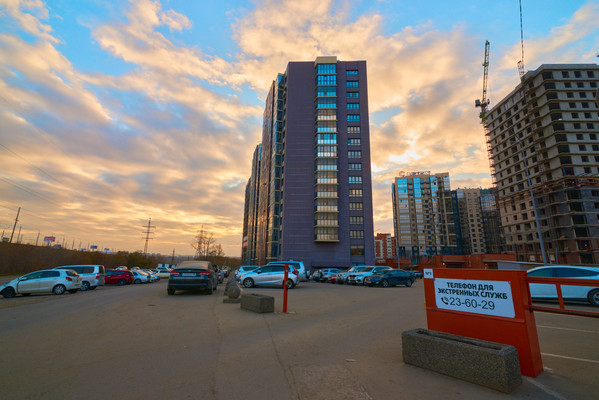 Продам двухкомнатную (2-комн.) квартиру, Верхняя Набережная ул, 173, Иркутск г